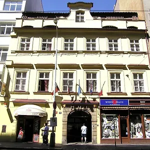 U Dvou Zlatych Klicu Hotel Prag